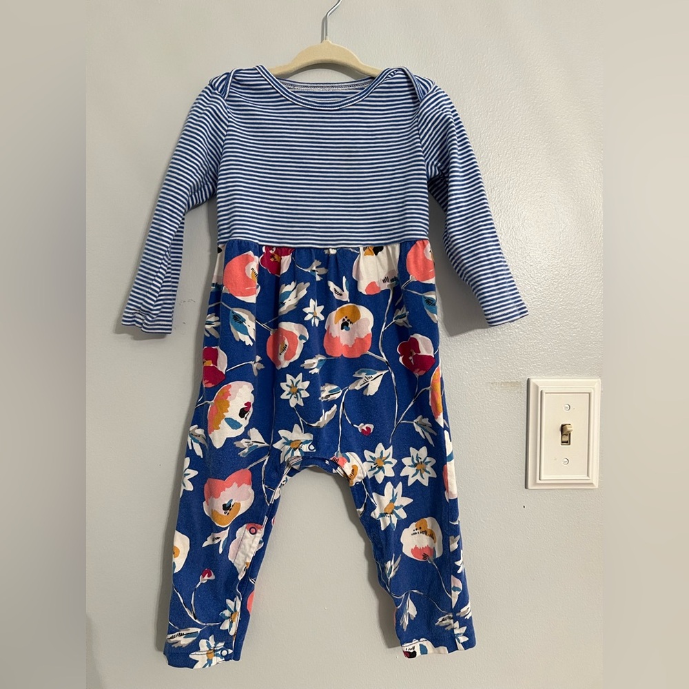 Tea long sleeve outfit